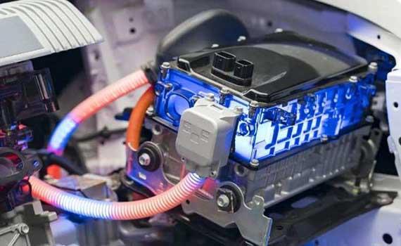 唐山電池技術(shù)路線競(jìng)爭激烈 磷酸鐵鋰直面挑戰(zhàn)