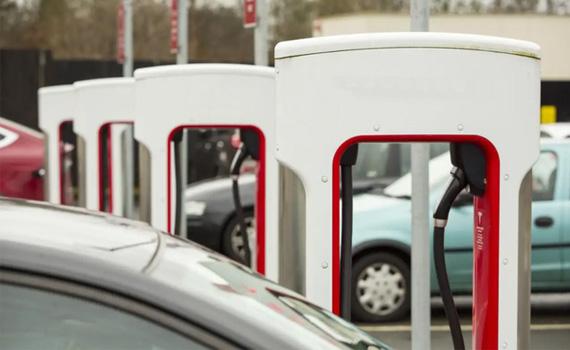 唐山依賴電能的新能源汽車又被揭了一次短