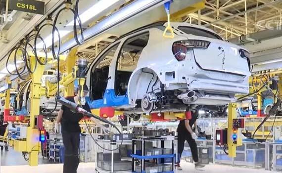 唐山前三季度新能源汽車(chē)出口增長(zhǎng) 帶動(dòng)產(chǎn)業(yè)鏈發(fā)展