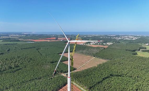 長(zhǎng)春185米！全球最高混塔風(fēng)電機(jī)組吊裝成功