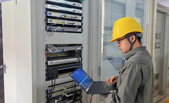 泰州山西公司新能源康保風(fēng)電場(chǎng)升級(jí)網(wǎng)安監(jiān)測(cè)裝置筑牢網(wǎng)絡(luò)安全