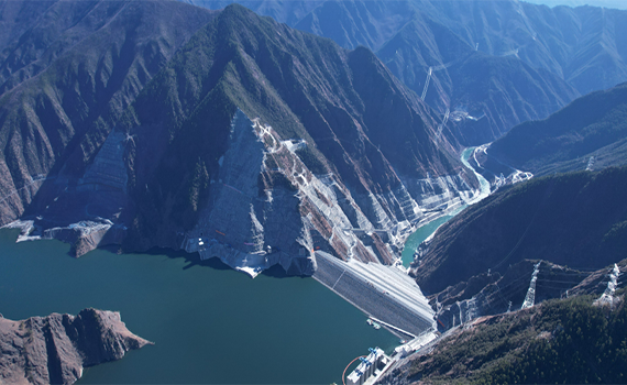 大連廣西首個抽水蓄能電站下閘蓄水
