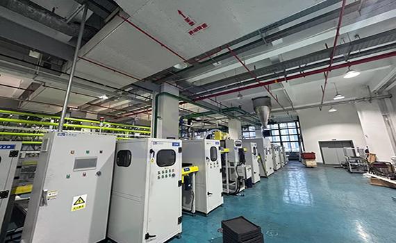 東風(fēng)汽車固態(tài)電池汽車全球?qū)嵻囼?yàn)證突破230萬公里