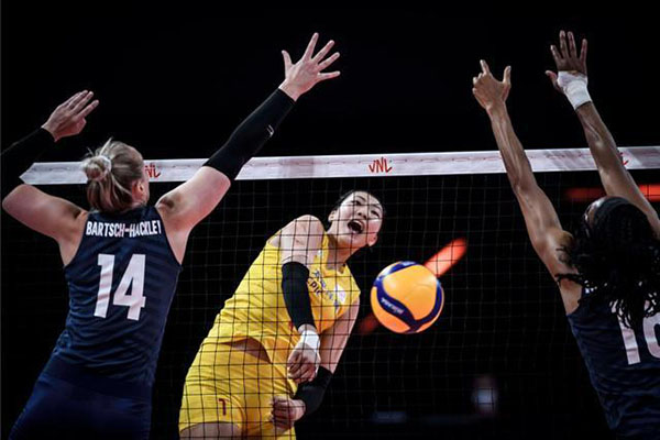 解讀中國(guó)女排世聯(lián)賽七連勝收官背后的女排精神